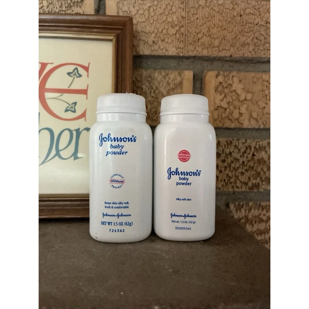 Johnson's Baby Powder W/TALC Pink Label Travel Size Original 1.5oz Lot Of 2